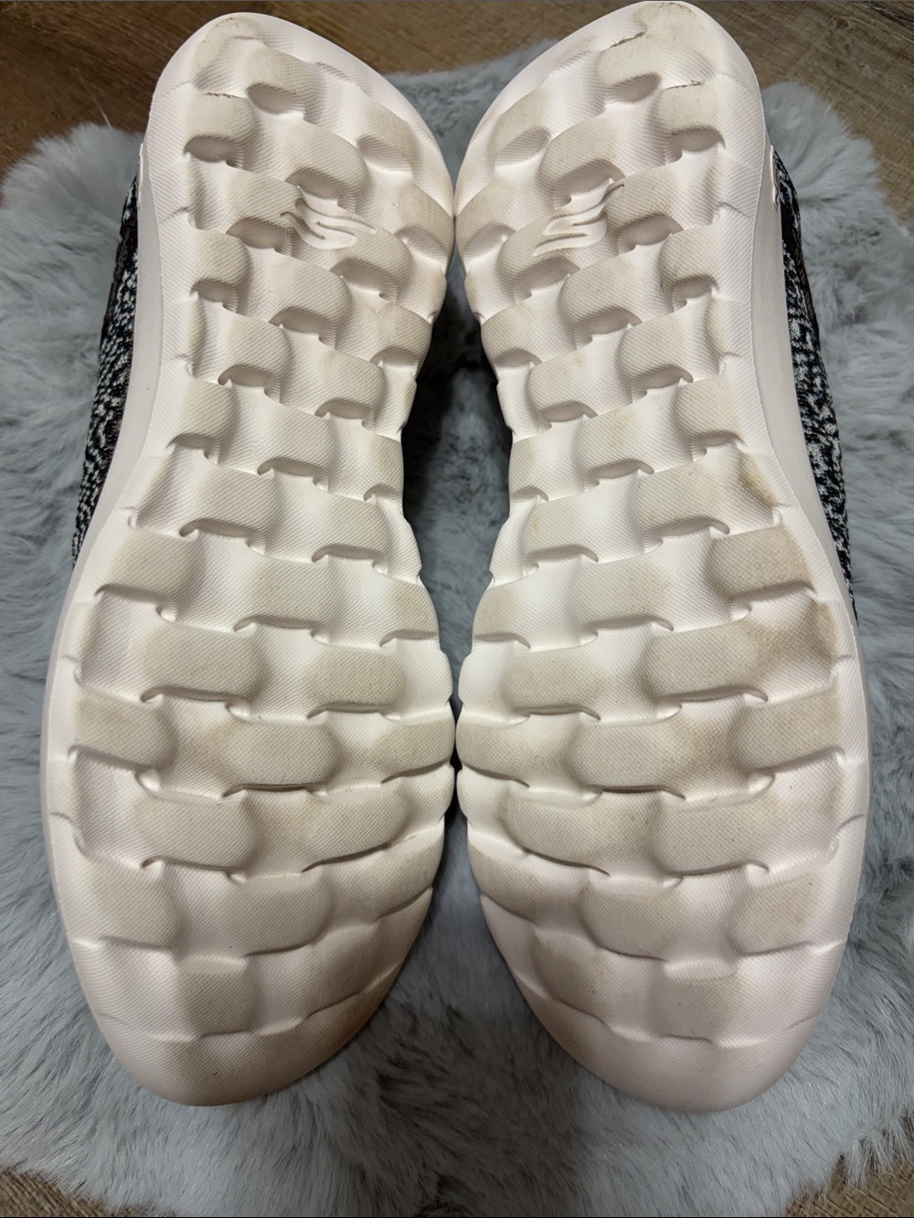Skechers GO WALK Slip-ins featuring a black and white heathered knit upper. - Picture 6 of 8